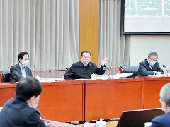 李克强考察农业农村部并主持召开座谈会